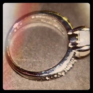 Beautiful white topaz gemstone 925 sterling silver